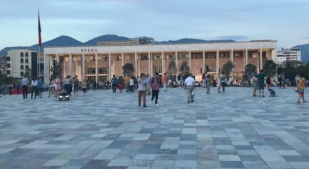 Sondazhi i zi për shqiptarët, Zëri i Amerikës publikon shifrat shqetësuese