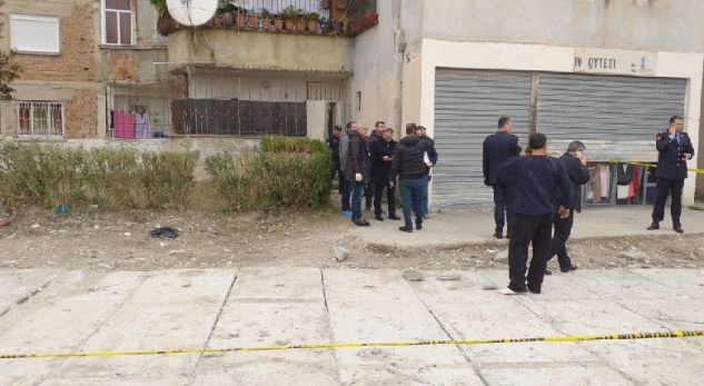 Dalin detaje tronditëse nga vrasja në Vlorë, burri e mbyti gruan në gjumë