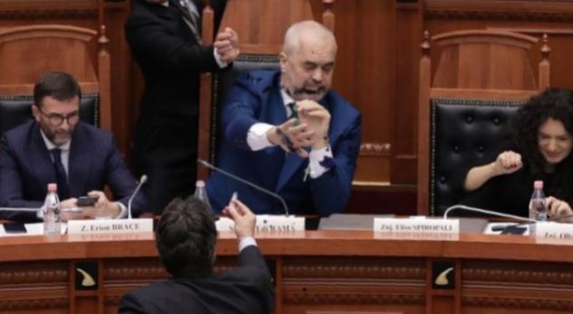 “Përveç Palokës, të tjerë deputetë kishin marrë vezë e flakadanë në Kuvend”