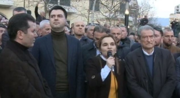 Kryemadhi: Do jemi këtu sa herë Rama do të mbledhë seancat e krimit në parlament!