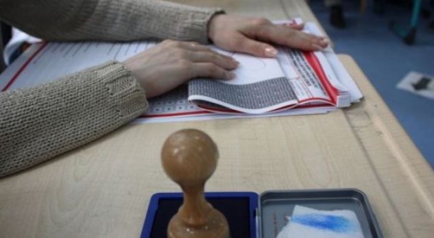 “Kemi video ku tregohet sesi vidhen votat nga socialistët e Ramës”