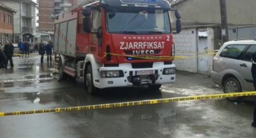 Bie zjarr në godinën e Autoritetit të Hapjes së Dosjeve