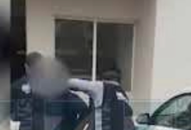 Porositi 18-vjeçarin që të vriste një person, dalin fllof dhe arrestohen nga policia