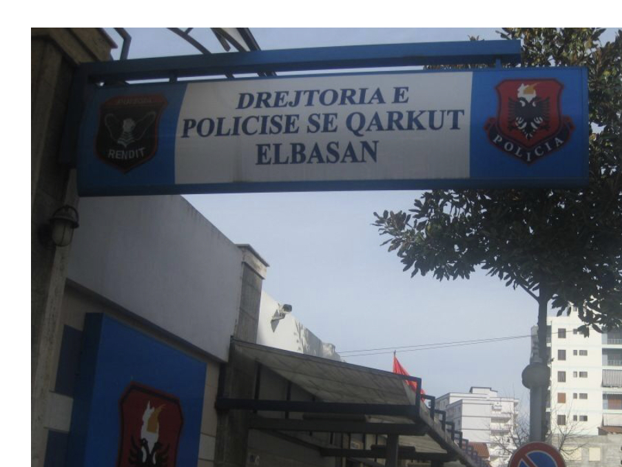 Kushërinjtë  kacafyten  për pronat në Librazhd