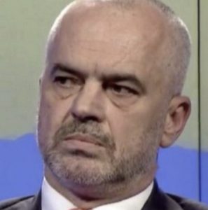 Rënie drejt putinizmit apo ringritje