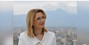 Voltana Ademi i përgjigjet Ramës: Nuk bëhet vendi me batuta
