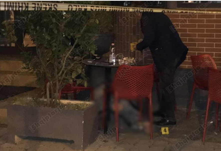 FOTO/ U vra sonte, avokati Gurra nesër ikte për Angli