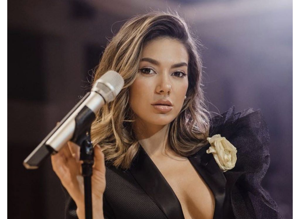 Elvana Gjata merr  20 mijë euro në një koncert