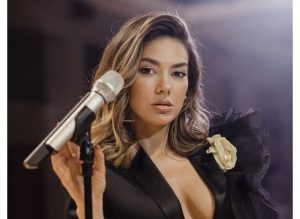 Elvana Gjata merr  20 mijë euro në një koncert
