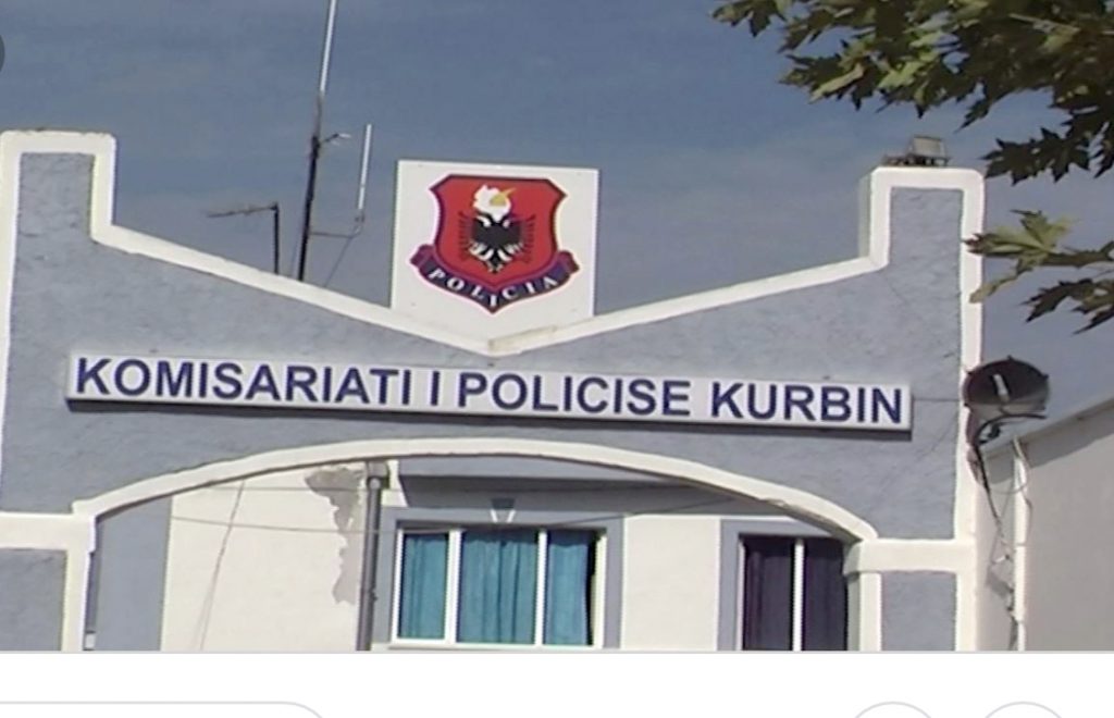 Laç, thikë të riut pas sherrit