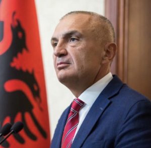 Meta thirrje partive politike në vend: Bëni hapa pas, vendi në krizë …