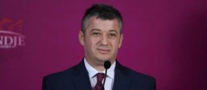 Ish deputeti socialist ALFRED PEZA:Protesta, si simboli i një opozite pa krye, në një rrugë pa krye!