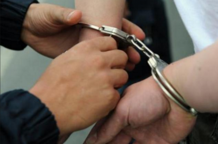 Prodhonte dhe shiste drogë, arrestohet 29 vjeçari