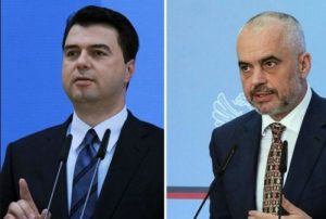 ‘TËRBOHEN’ MEDIAT GREKE, BASHA PËR RAMËN: KA SHKATËRRUAR ME QINDRA SHTËPI DHE KISHA GREKE