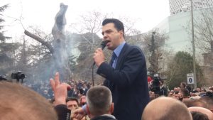 Basha deputetëve tradhtarë: Zoti pastë mëshirë për shpirtërat tuaj