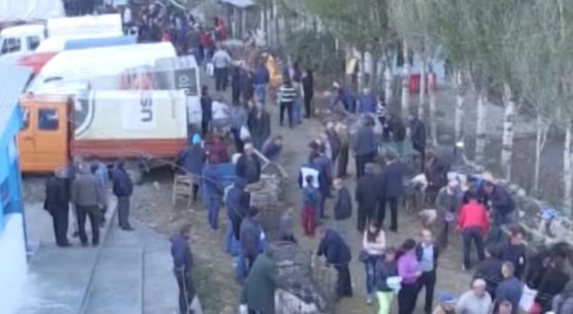 I grabit çantën me para, policia arreston shqiptairn e Kosovës në tregun e Milotit