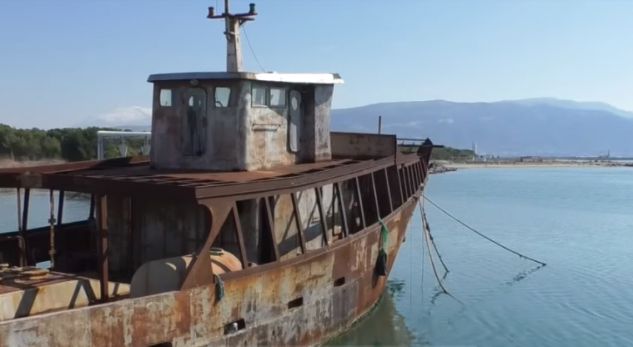 Porti i Vlorës “pronë” e anijeve fantazëm