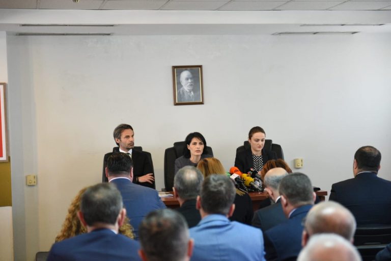 Arta Marku kritikon fort  prokurorët e Tiranës për zvarritjen e dosjeve