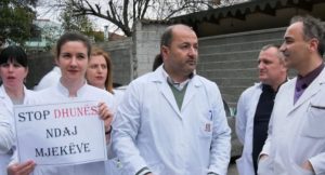 Rama kërkon ndryshimin e Kodit Penal për dhunën ndaj bluzave të bardha