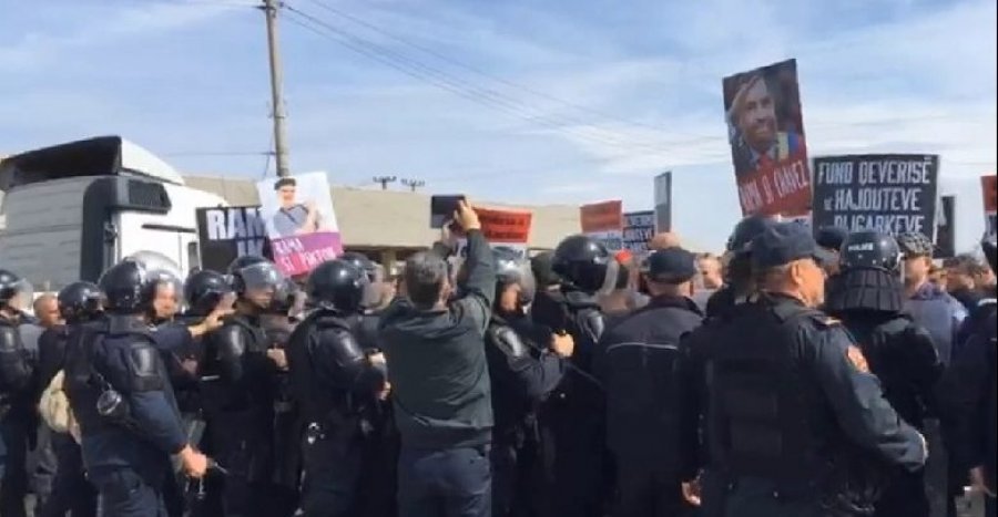 Protestuan kundër Rmës, mbërrijnë në gjykatë 4 të arrestuarit