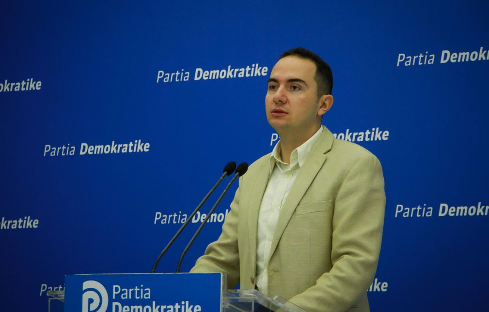 “Babalja”, Salianji publikon përgjime të reja: Ja kush është “shefi i madh”