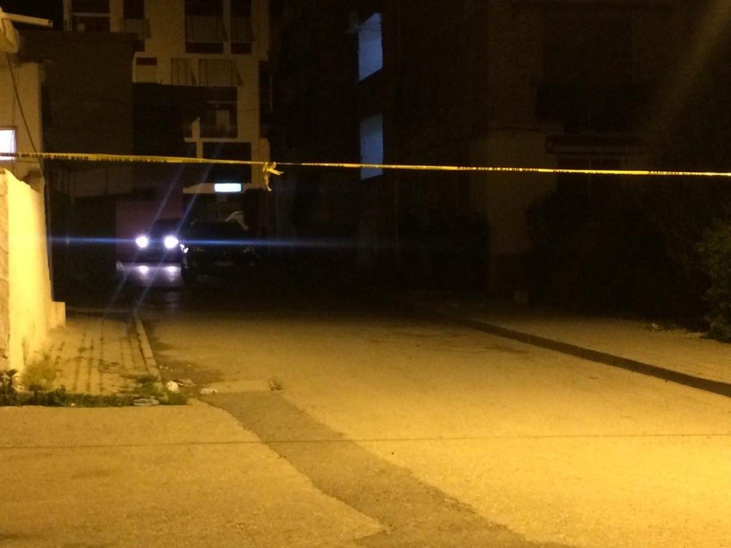 Shpërthim i fuqishëm tritoli pranë një banese, detajet e para