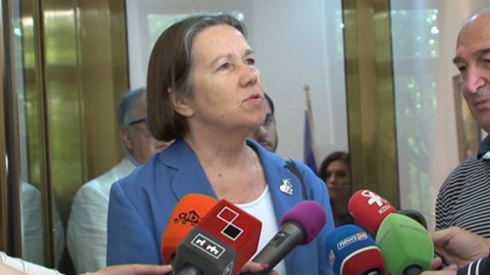 RIKTHIMI I VIZAVE PËR SHQIPTARËT, FLET AMBASADORJA FRANCEZE: NUK DIHET NËSE DO KETË NJË VENDIM