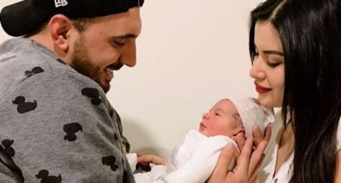 NDJEKËSIT TALLEN ME EMRIN E DJALIT, ELITA RUDI REAGON PËR HERË TË PARË DHE JEP PËRGJIGJEN EPIKE