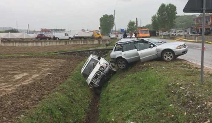 AKSIDENT I RËNDË NË SHKODËR, VDESIN 2 GRA, 4 TË TJERË TË PLAGOSUR (EMRAT)