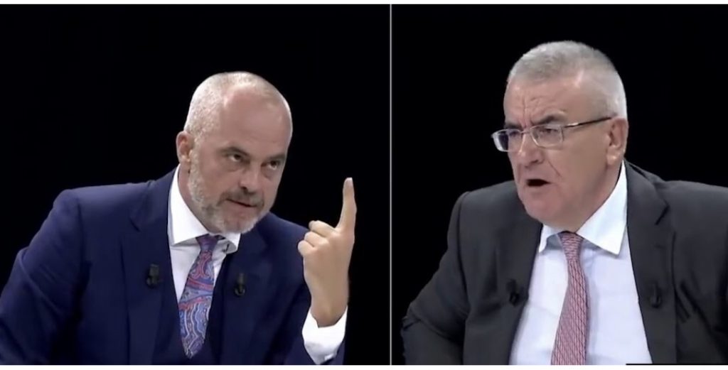 Gazetari Rakipi: Rama tentoi të më mbyllte programin, përdori…
