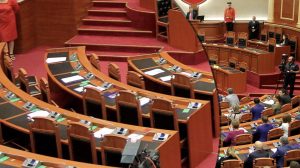 Analiza/ “Opozita rrezikon zhdukjen, apo është në prag të fitores? Çfarë rezulton në sytë e shqiptarëve djegia e mandateve?”