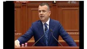 Balla kërkon vazhdimin e punës për Komisionin Zgjedhor, thirrje PD: Duhet t’i paguani KQZ 120 mln lekë