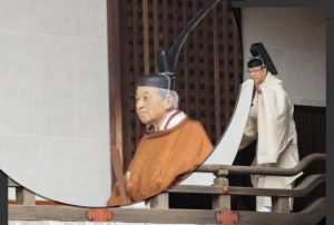 Perandori japonez Akihito 85-vjeçar sot i lë frontin djalit  arsyeja….