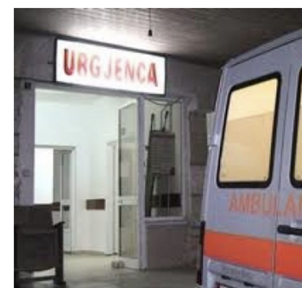 Mamaliaj gjendet e pajetë një grua  (EMRI)