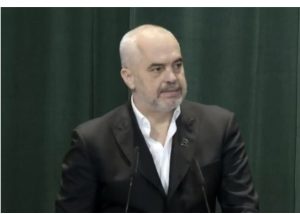 PIRAMIDA /Prezantohet projekti për transformimin e Piramidës, Rama : U deshën 15 vite…