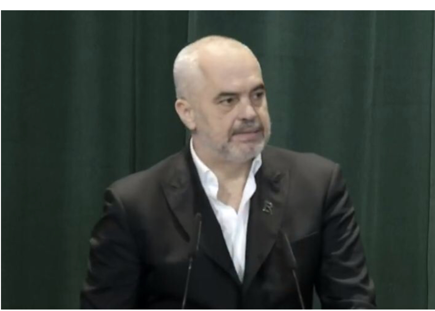 PIRAMIDA /Prezantohet projekti për transformimin e Piramidës, Rama : U deshën 15 vite…