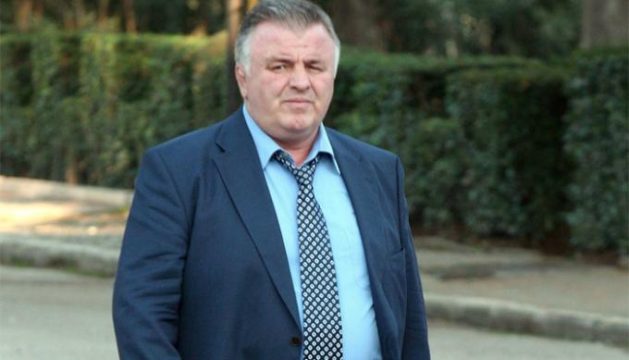 Deputeti i PS-së: Në Rinas na kontrollojnë çantat e na heqin rripin e pantallonave, kurse grabitësit kishin …