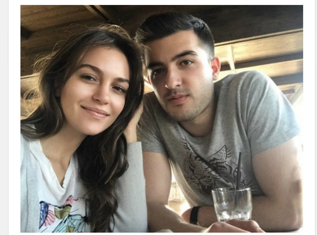 Festoi si beqar, Eva Murati hakmerret me djalin e Topallit, tregon SMS-të me futbollistët