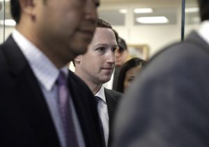 Mark Zuckerberg  po lëkundet ?! Pas problemit të rëndë, sot i ranë të gjitha platformat