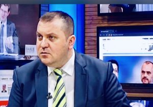 Kreshnik Osmani: Ne shqiptarët  nuk e dimë çfarë duam