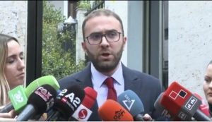 Bardhi: Urdhër politik për të sulmuar protestuesit nga  Sandër Lleshi