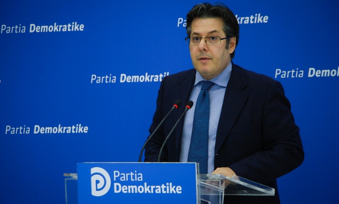 DO PRISHEN 94 MIJË SHTËPI DHE NUK DO TË LEGALIZOHEN, REAGON PALOKA: RRËZONI RAMËN, NGRIHUNI PA JU ARDHUR TEK DERA…