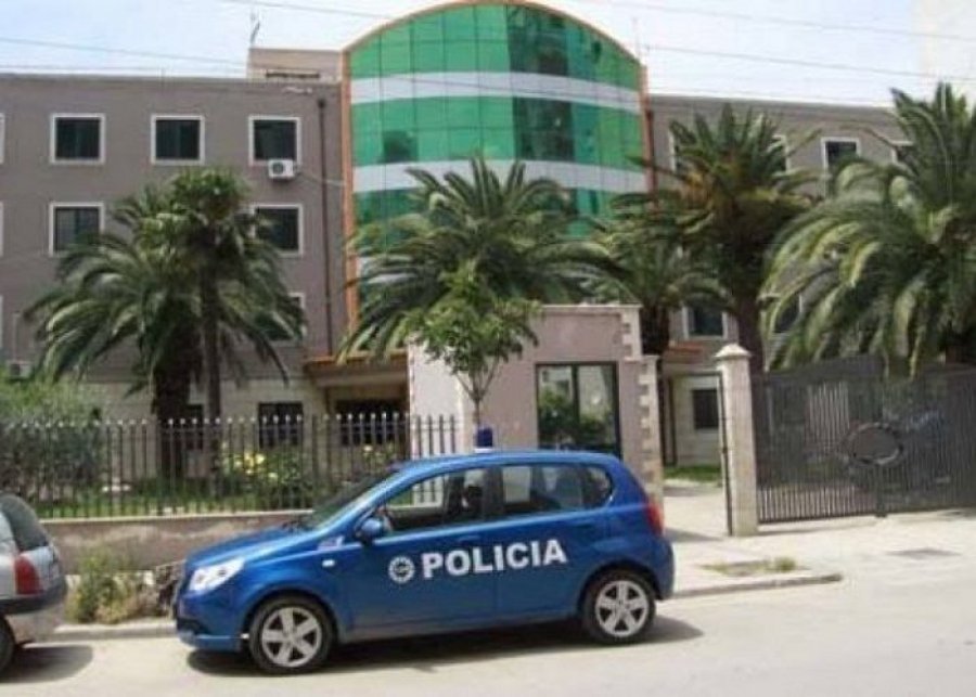 Përplasja me armë në Durrës, shpallen në kërkim 2 persona