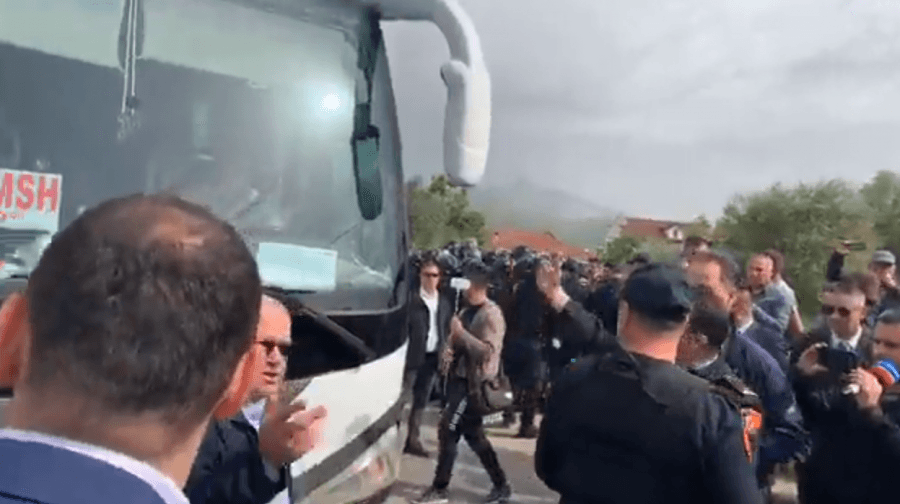 Rama nxjerr policët me kallashnikov në rrugë, tensionohet situata në Bradashesh