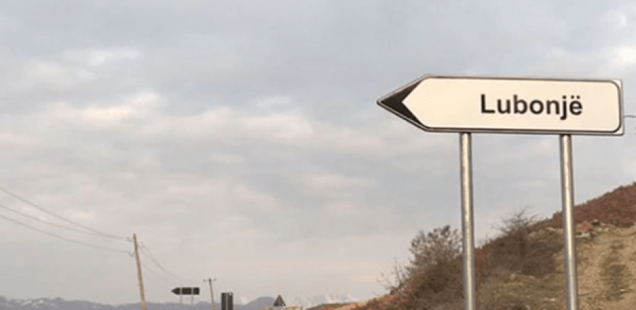 U mashtruan për rrugën e fshatit, banorët e Lubonjës bllokojnë punimet e TAP