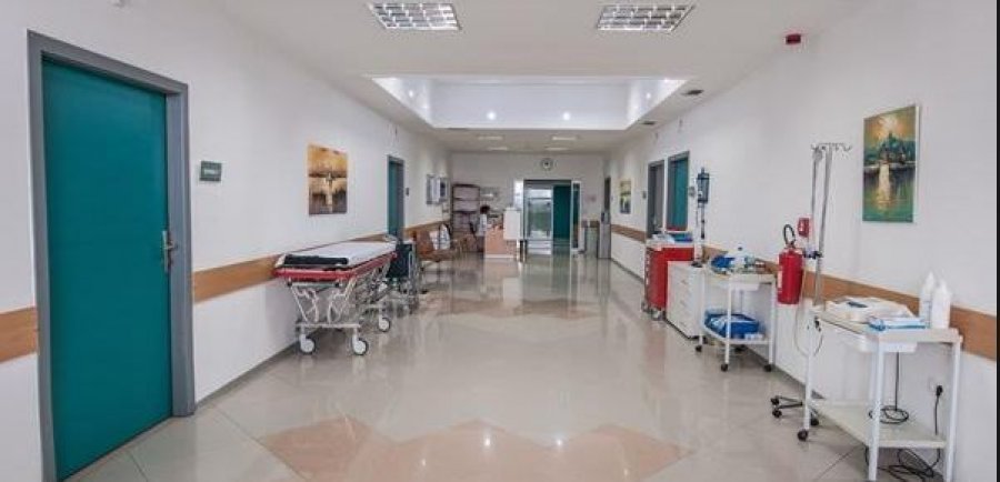 Tentoi të vriste veten, vdes në spital 38 vjeçari
