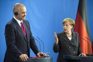 Berlini kushte Shqipërisë për hapjen e negociatave