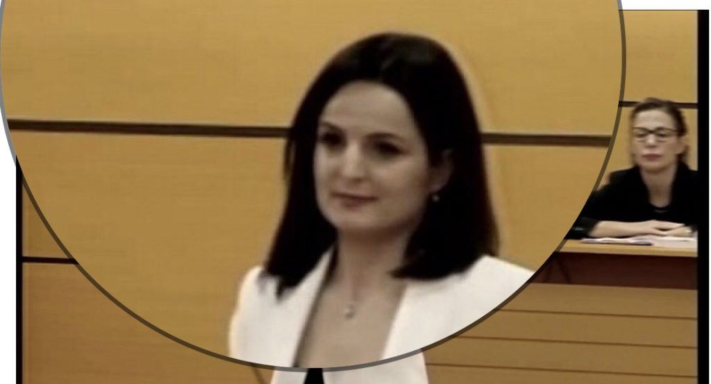 Zbardhet vendimi/ Shkarkimi i Antoneta Sevdarit ndau Kolegjin. Ina Rama, kundër: Iu cenua e drejta