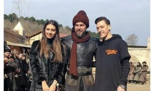 Martesa e Ozil ,dhuratën e parë të dasmës ia bën “Ertugruli”