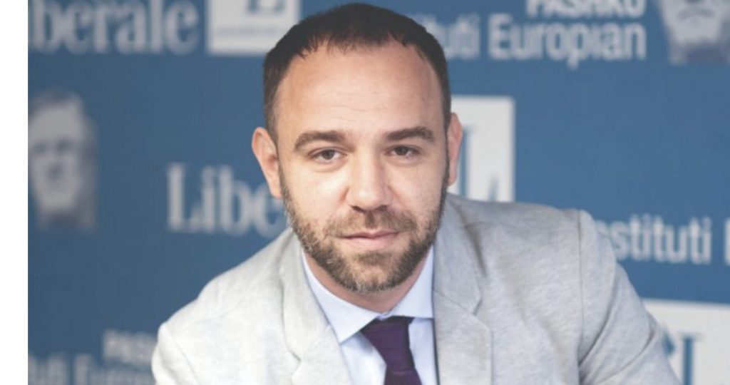 ANALIZA/”Pse Presidenti Meta ka të drejtë për deformimin e Reformës në Drejtësi, pala në pushtet ka mundësinë…”